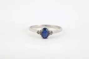 950 Platinum 0.50tcw Sapphire & 0.06tcw Diamond Ring Size 7.5 (2.48g.)