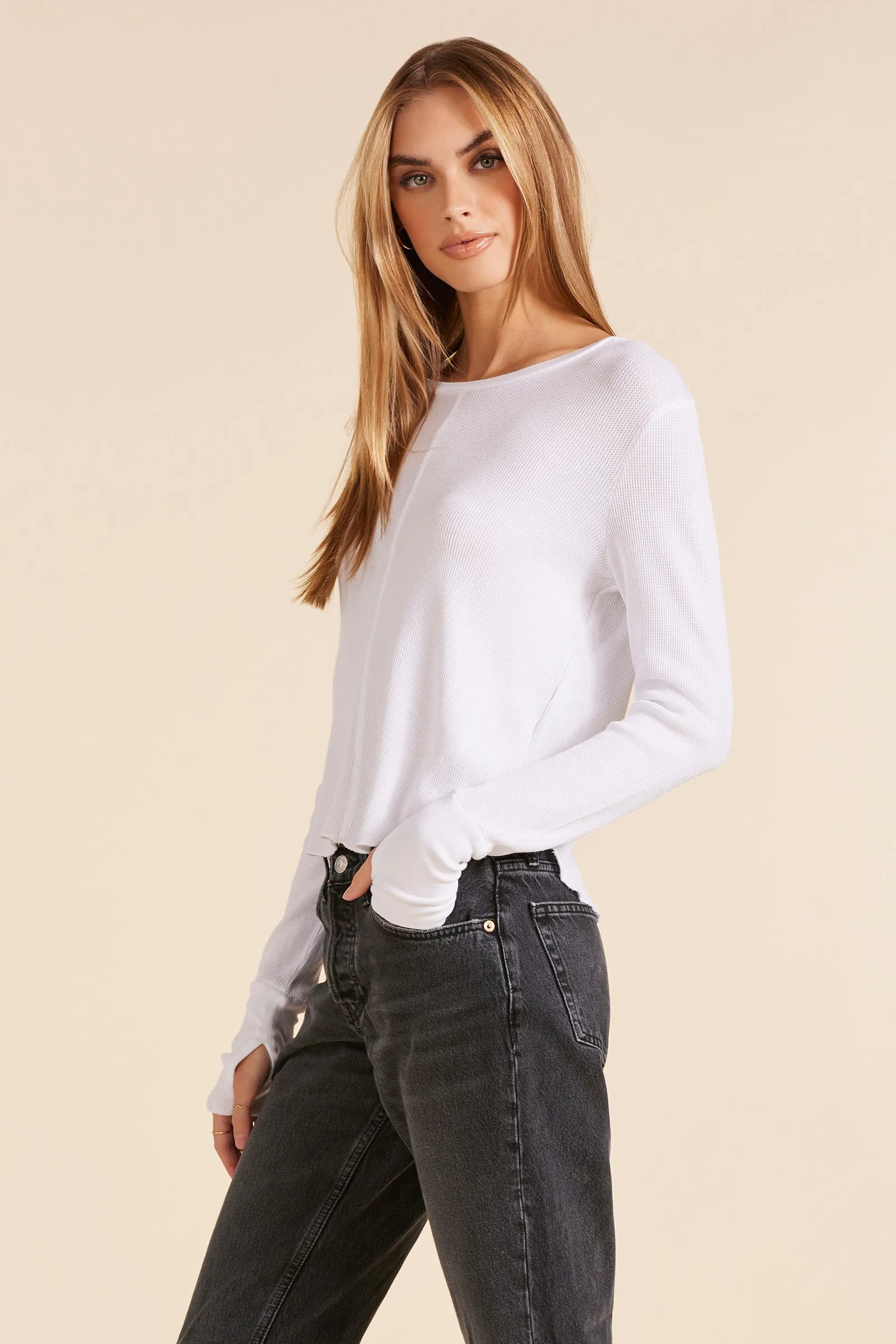 CROPPED BOXY LONG SLEEVE TEE