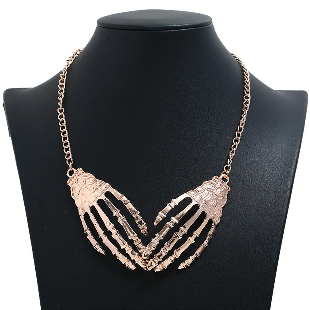 Halloween Exaggerated Hand Claw Necklace Palm Alloy Short Punk Necklace Personality Clavicle Chain LJH21