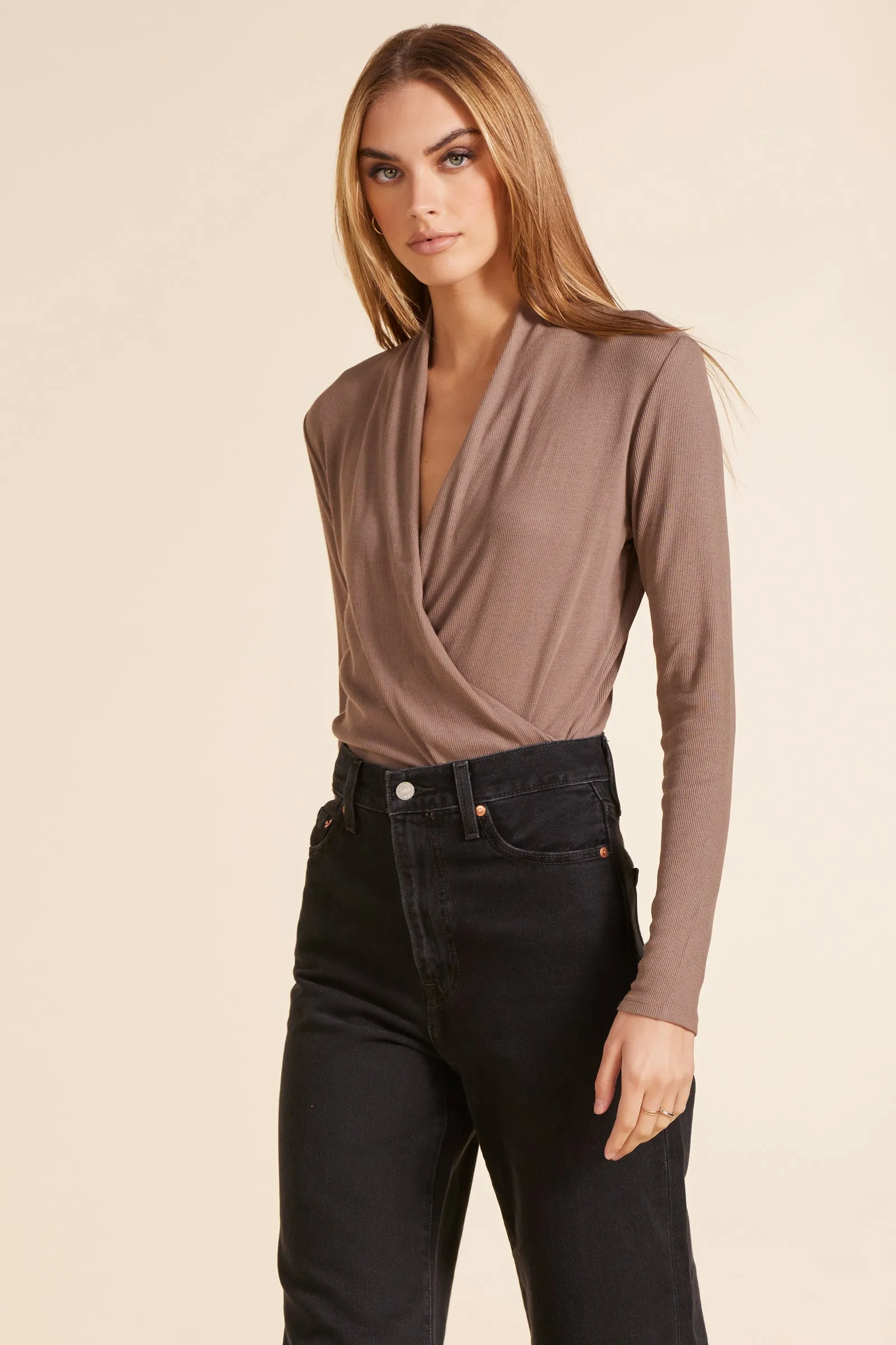 LONG SLEEVE SURPLICE TOP