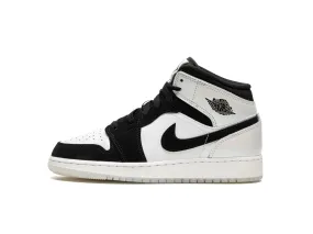 Nike Air Jordan 1 Mid "Diamond Shorts"