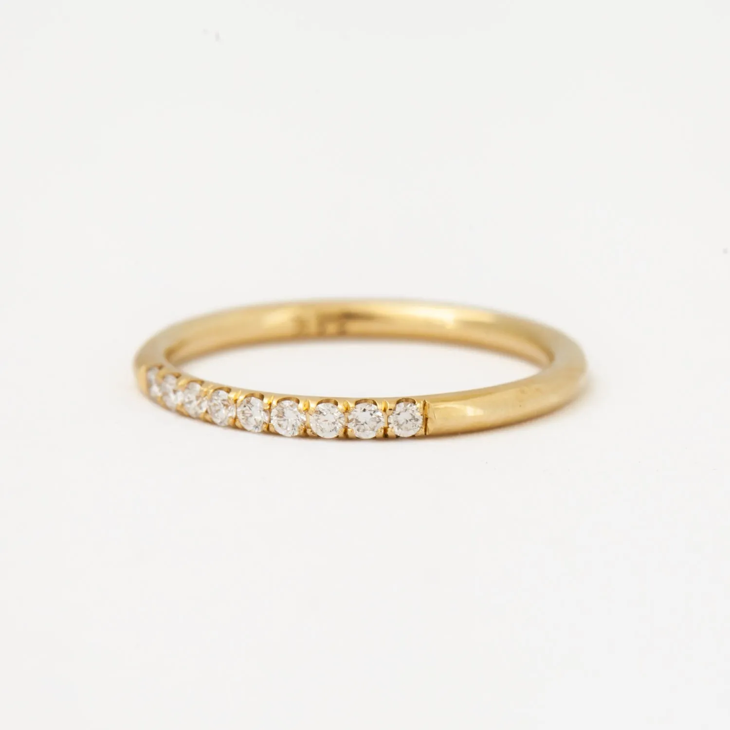 Round Semi Pave Band