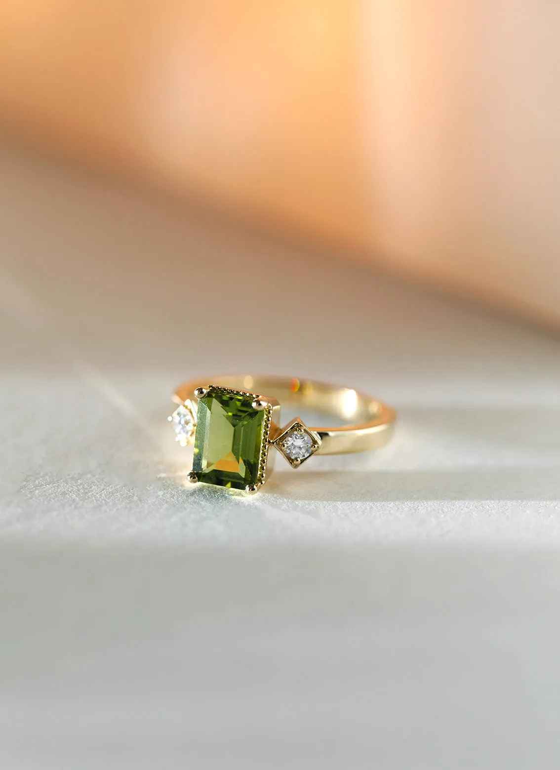 Ylva diamond peridot ring 14k gold