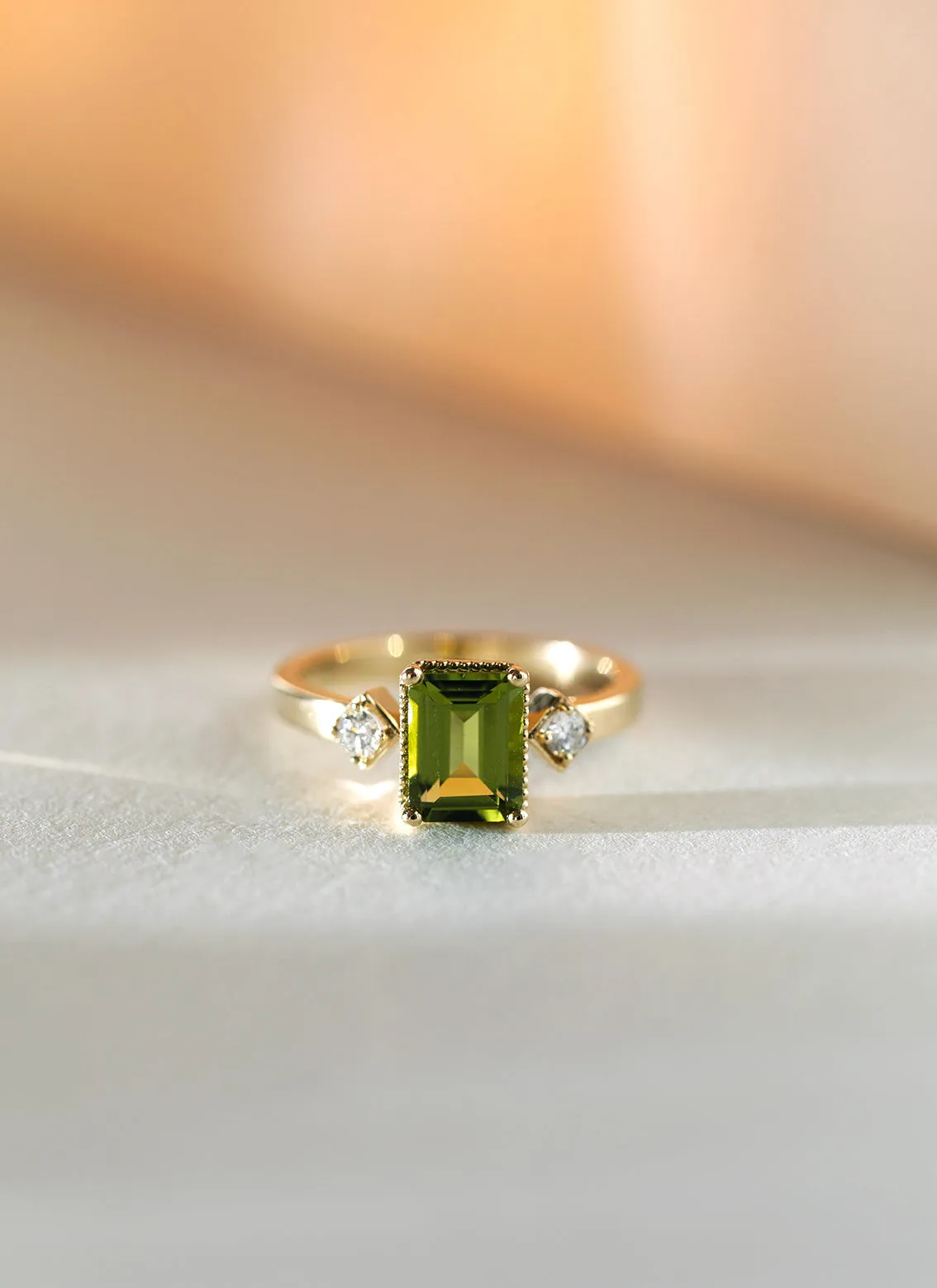 Ylva diamond peridot ring 14k gold